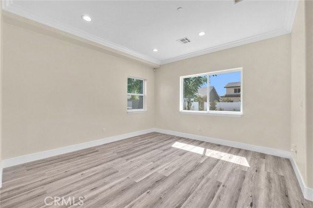 2211 W Merced Ave - Photo 6 of 8