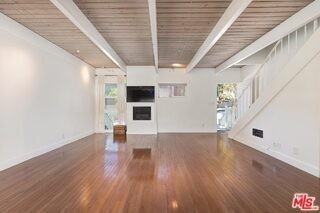 3101 5th St #12 - Photo 4 of 8