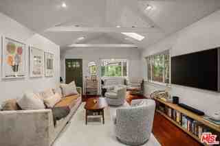 935 Palms Blvd - Photo 4 of 7