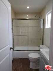 1334 W 62nd St - Photo 7 of 8
