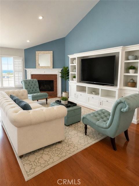 407 Anita St #B - Photo 2 of 8