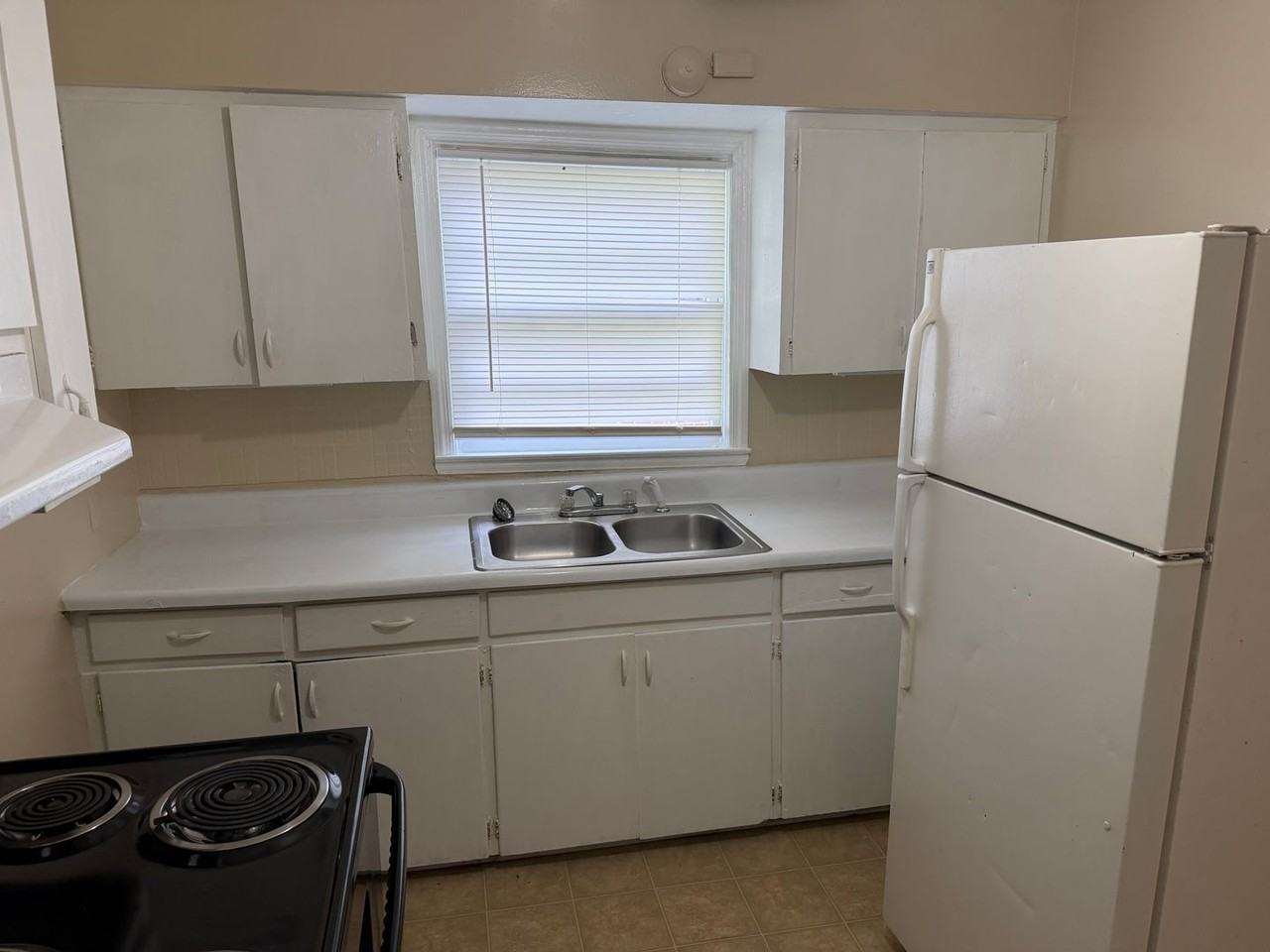 7 Lafayette Dr - Photo 6 of 13