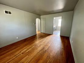 Boyd Street 4318 - 4324 - Photo 1 of 1