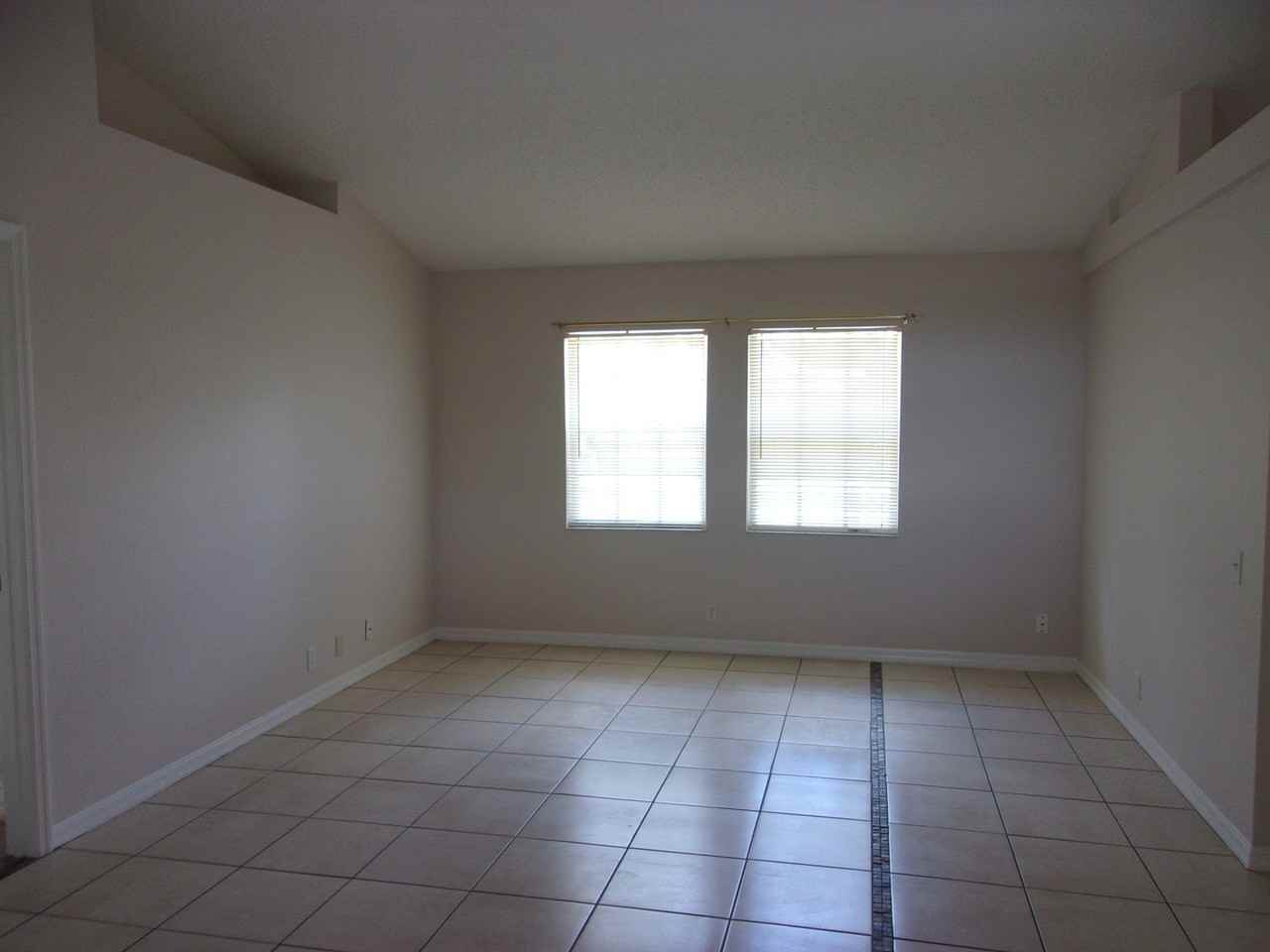 8293 Norbert St - Photo 3 of 42