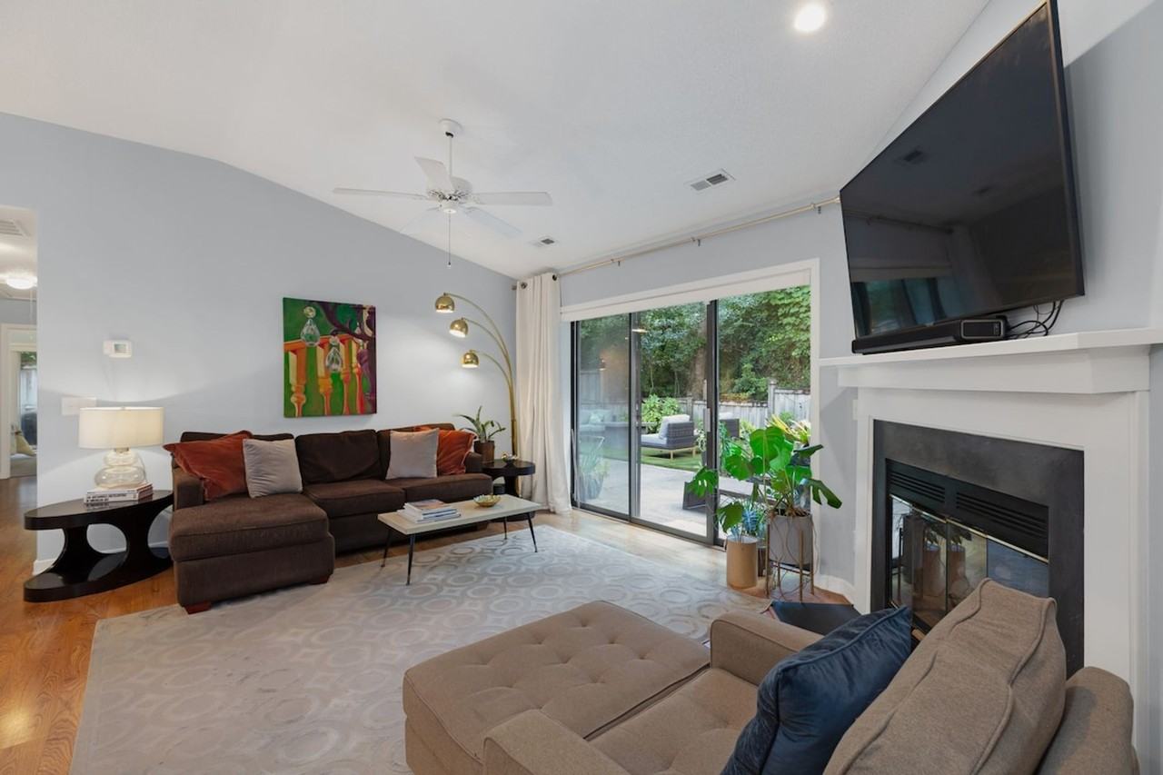 319 Smugglers Ct - Photo 3 of 35