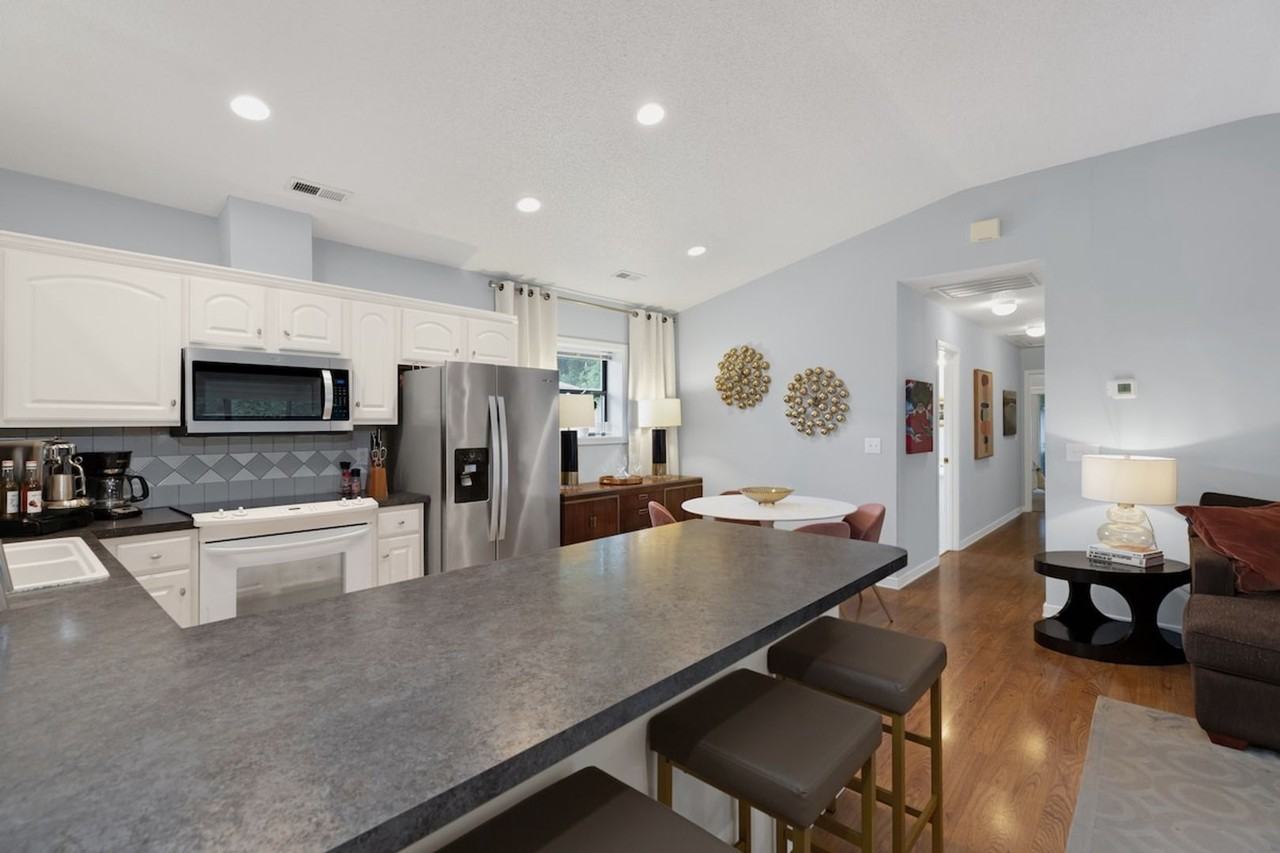 319 Smugglers Ct - Photo 6 of 35