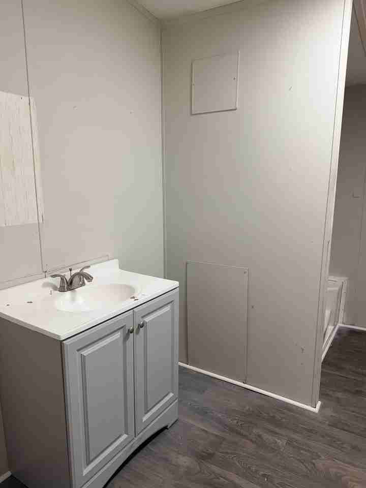 2529 Mcelveen Ln - Photo 4 of 12