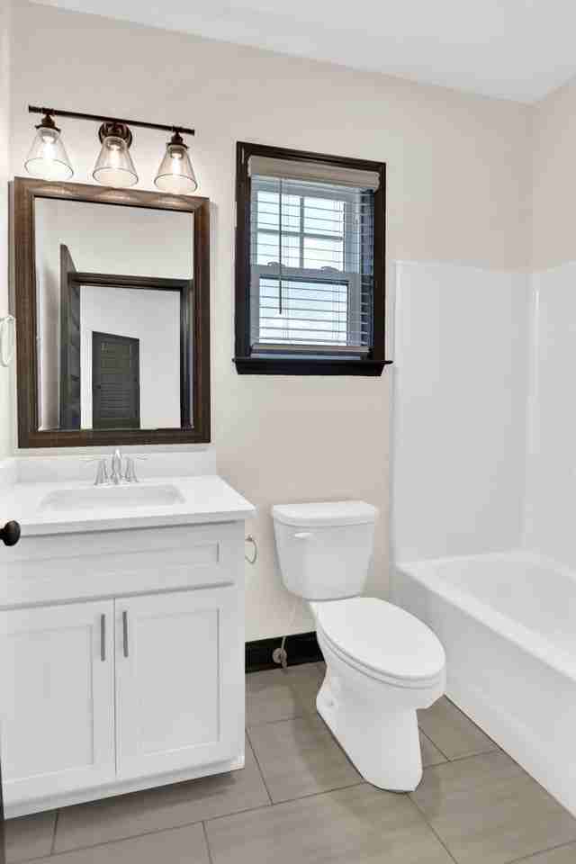501 S Saluda Ave - Photo 6 of 7