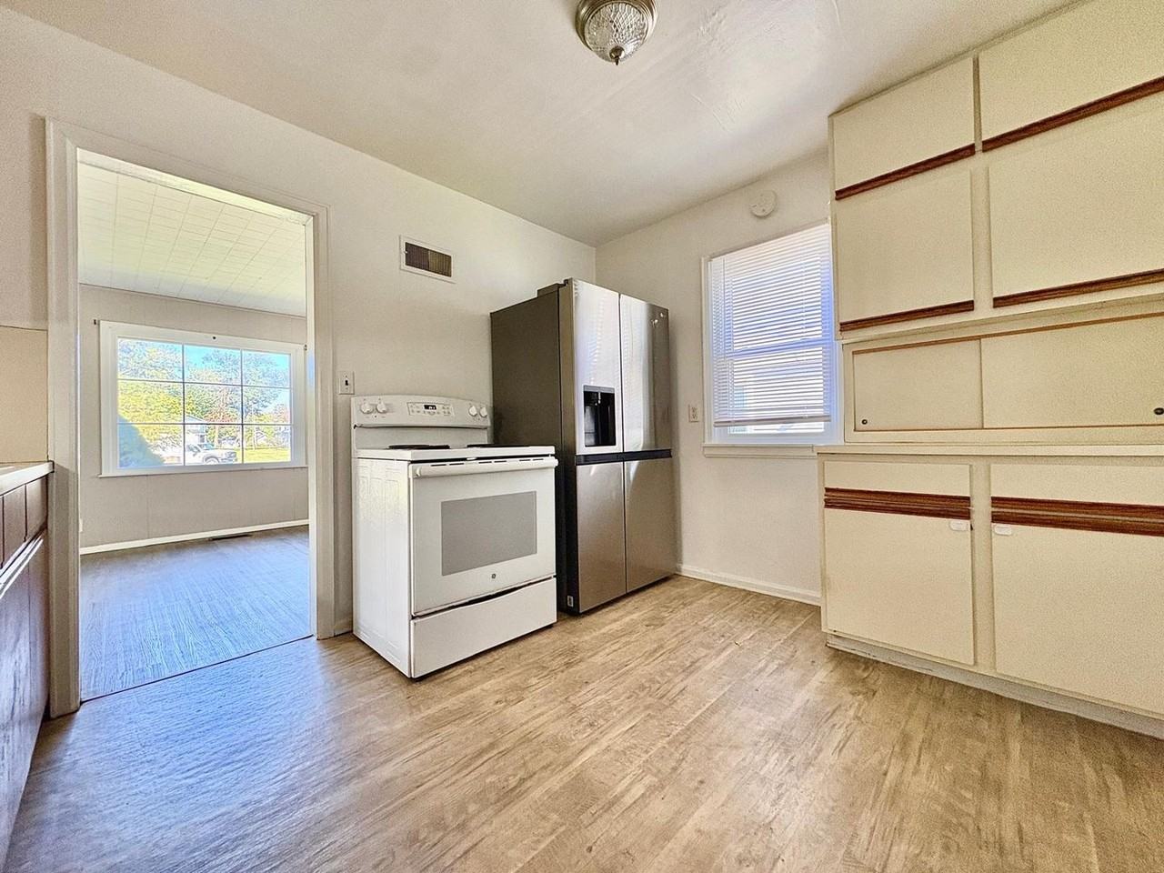1302 Chalfant St - Photo 7 of 17
