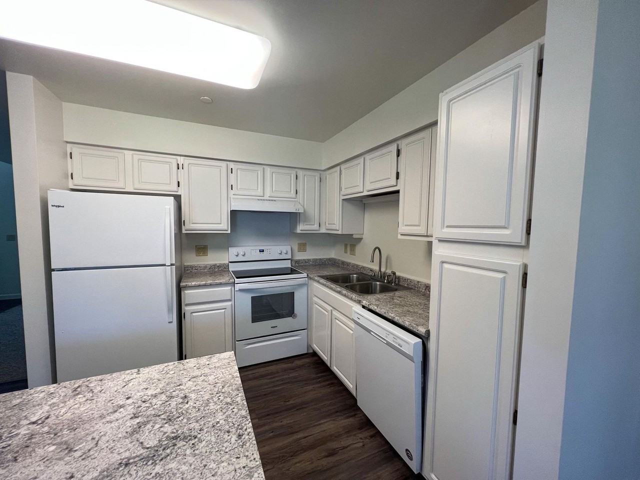 4 Enterprise Dr - Photo 7 of 20