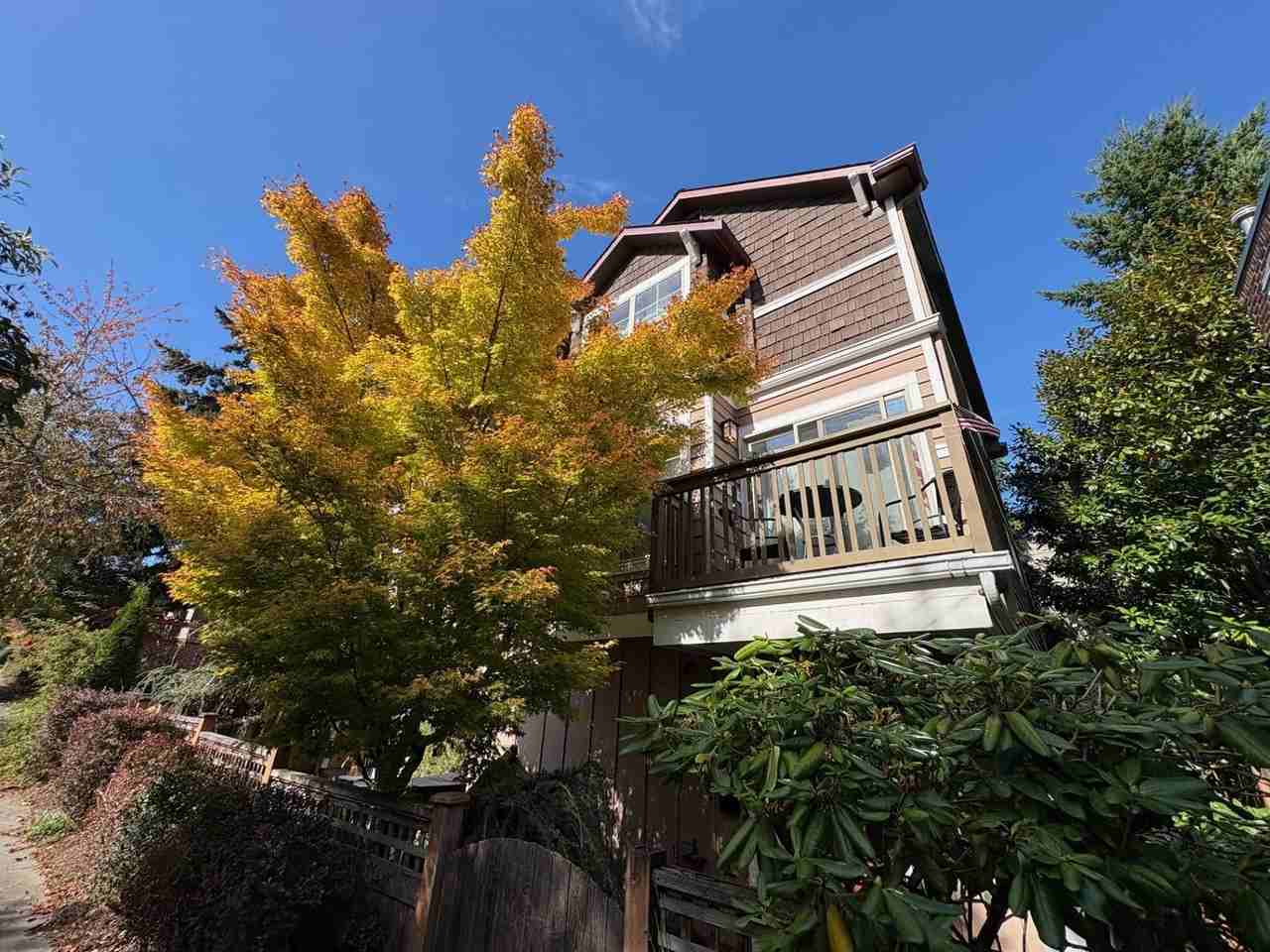 806 Nw 83rd St - Photo 2 of 13
