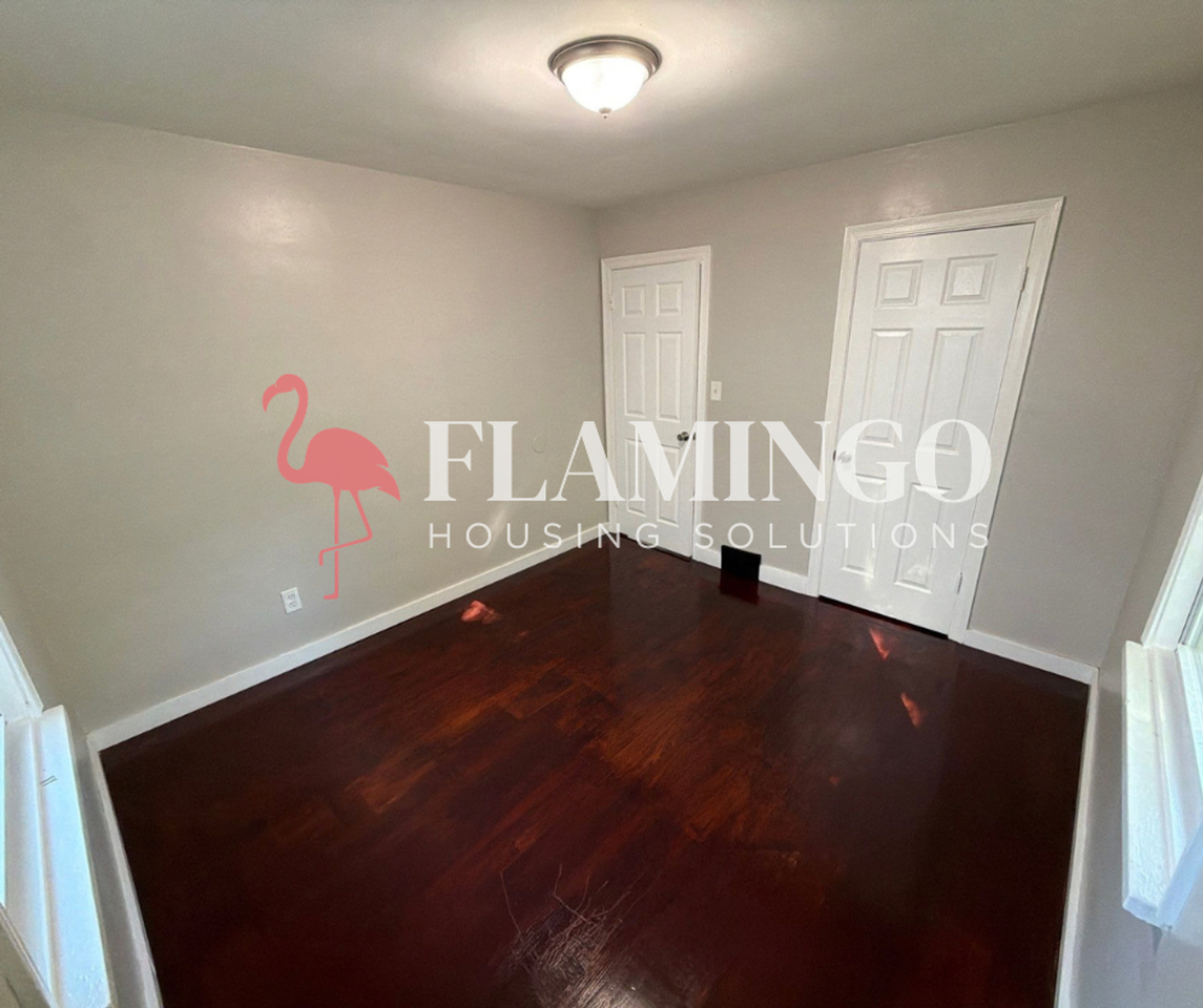 1254 Highland Ave - Photo 7 of 13