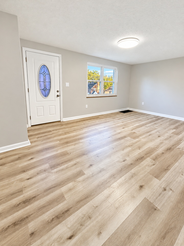 130 Evaline St - Photo 3 of 18