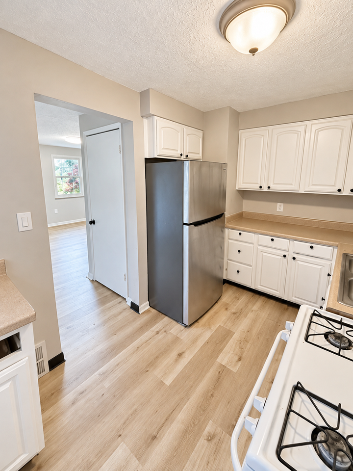 130 Evaline St - Photo 6 of 18