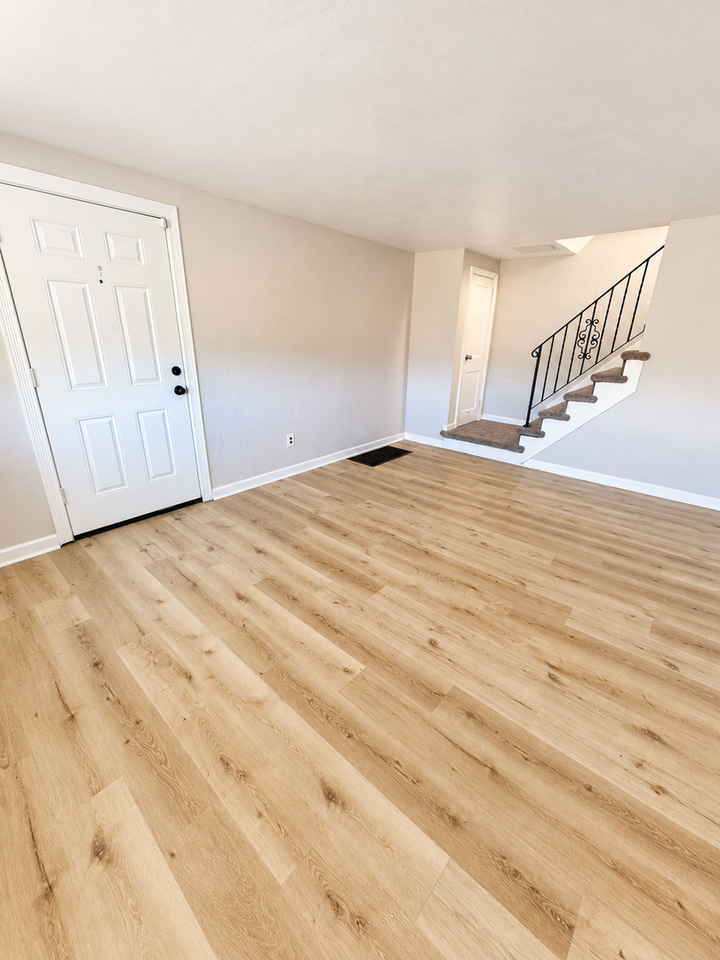 507 Oakhurst Ave - Photo 5 of 22