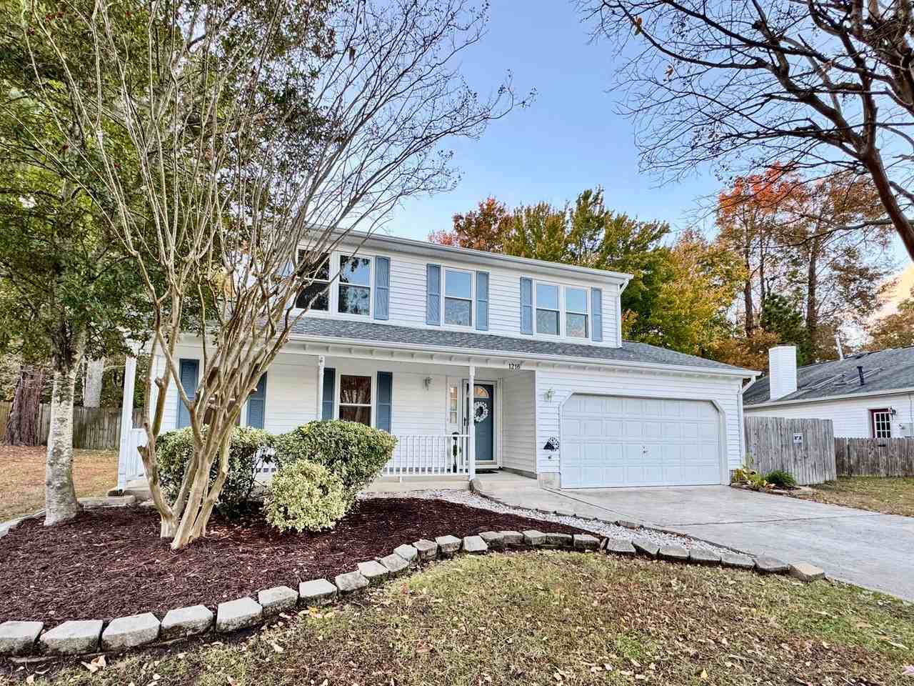 1216 Bartlett Oaks Ct - Photo 3 of 46