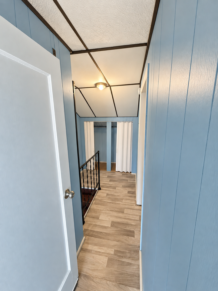 211 Gould St - Photo 4 of 8