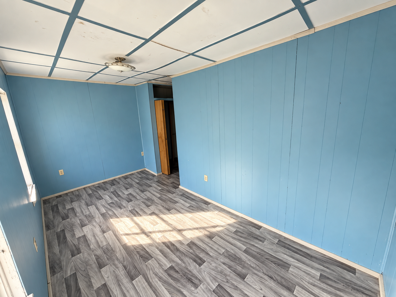 211 Gould St - Photo 7 of 8