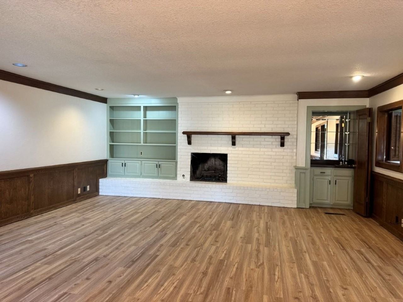 3508 Marston Cir - Photo 2 of 32
