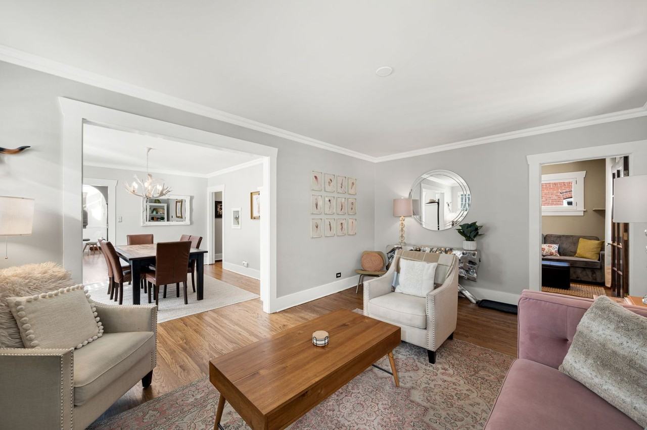 23 S Pearl St - Photo 7 of 42
