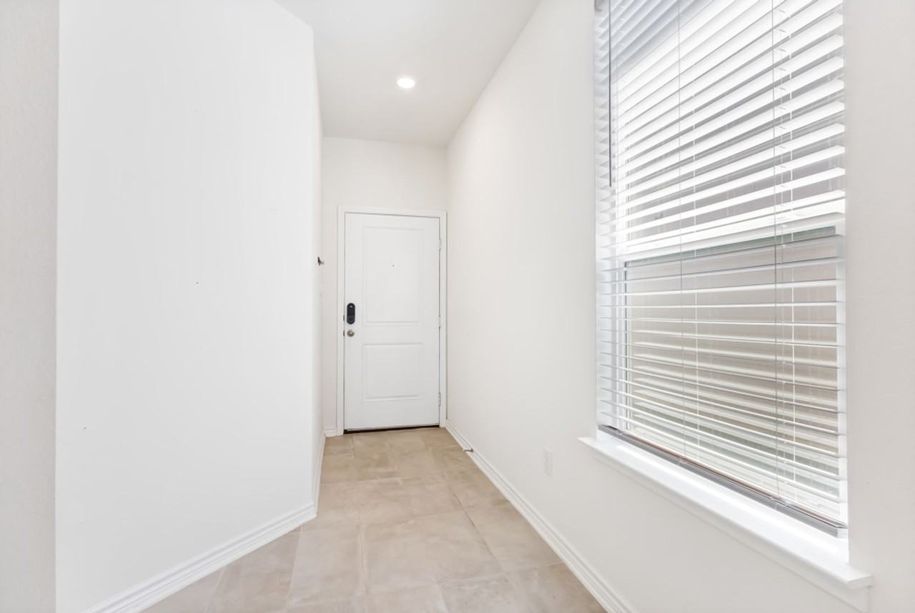 14223 Gamefish Run - Photo 4 of 22