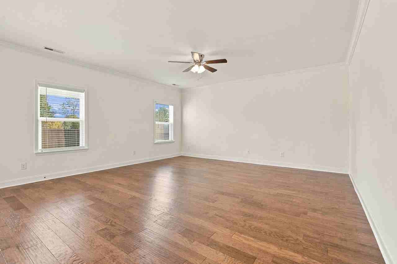 24518 Beacon Cir - Photo 5 of 15