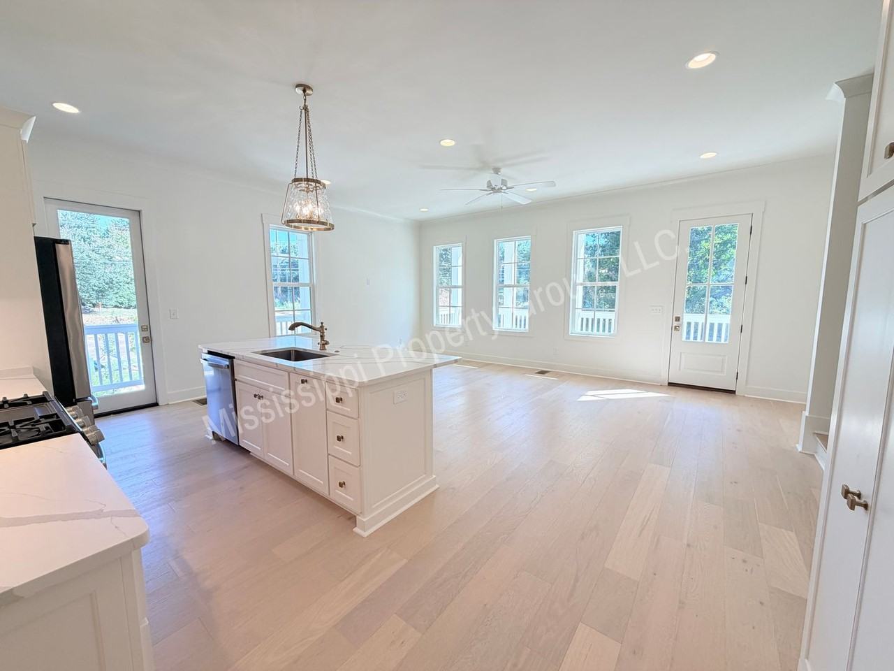 1016 Molly Barr Rd #3 - Photo 3 of 46