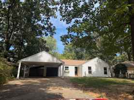 3141 E Grand St - Photo 1 of 1