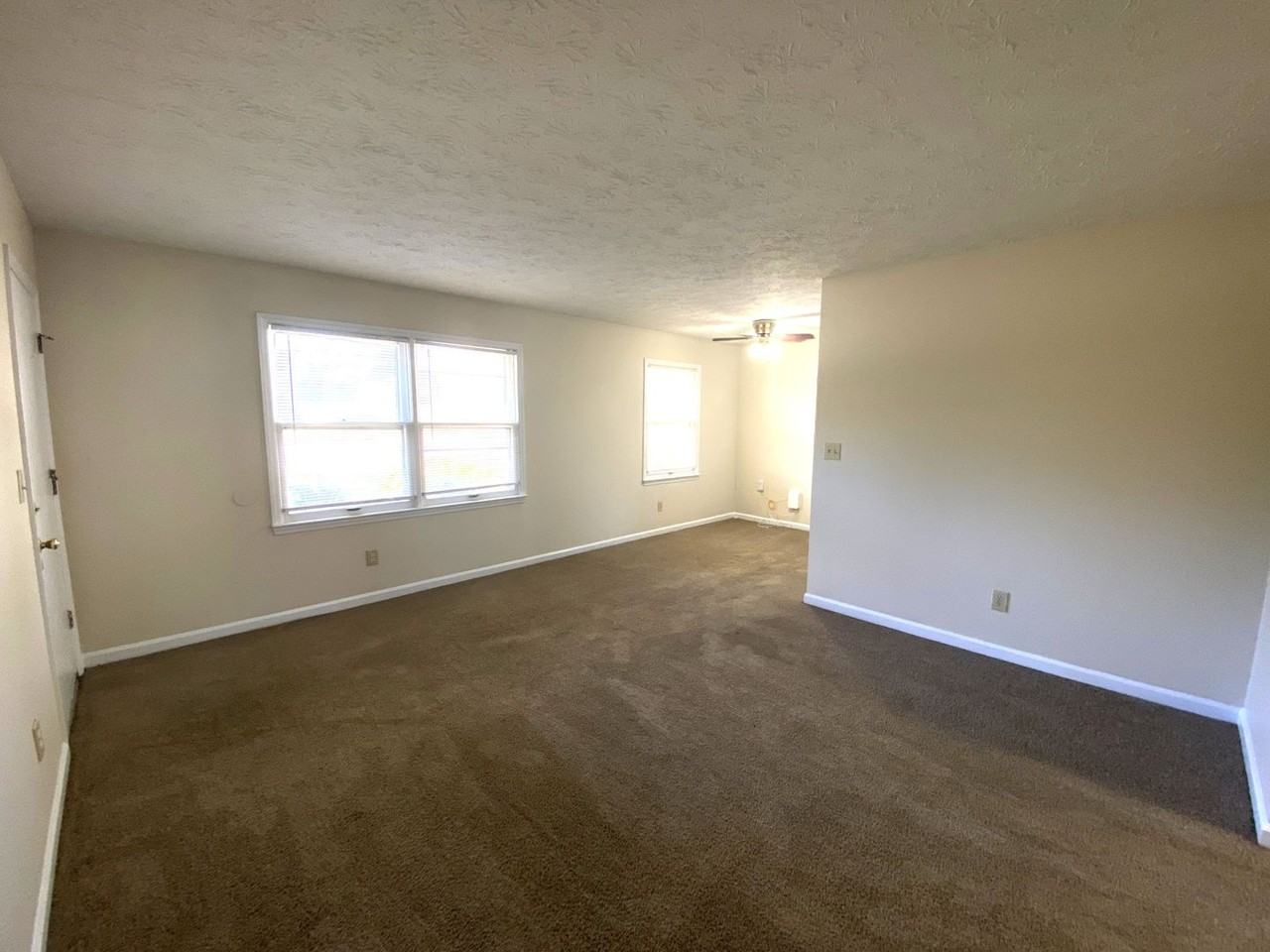 3712 Camelot Dr #2 - Photo 5 of 21