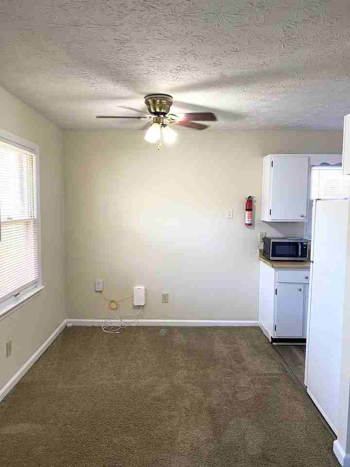 3712 Camelot Dr #2 - Photo 6 of 21