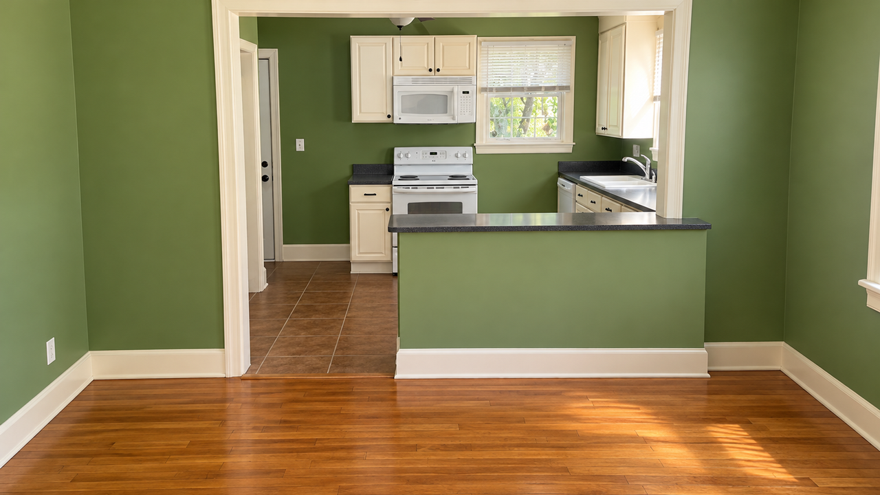 2015 Holt Dr - Photo 3 of 5
