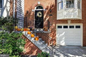 featured image of 8006 Trevor Pl