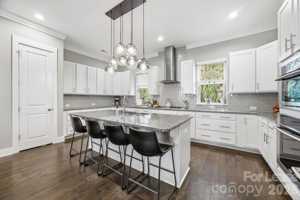 featured image of 863 Academy St