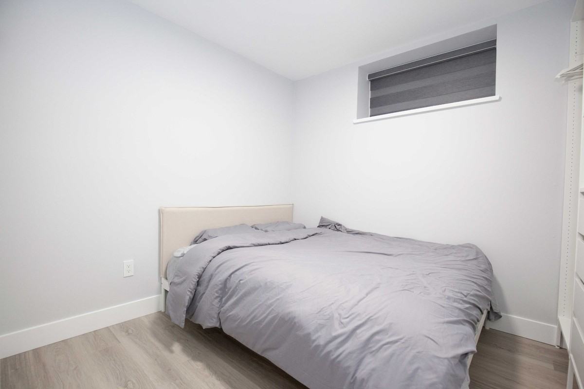 2221 East 1st Avenue - Photo 6 of 11