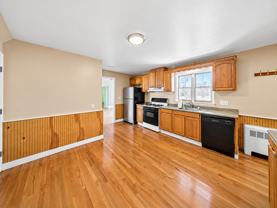 395 Lexington St #1 - Photo 1 of 1