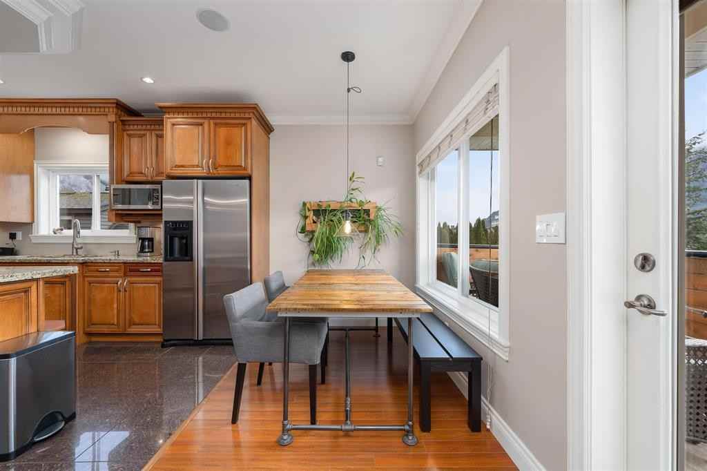 37979 Third Avenue - Photo 6 of 30