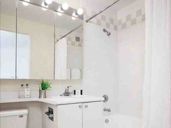 West 42nd Street #1001 - Photo 3 of 5