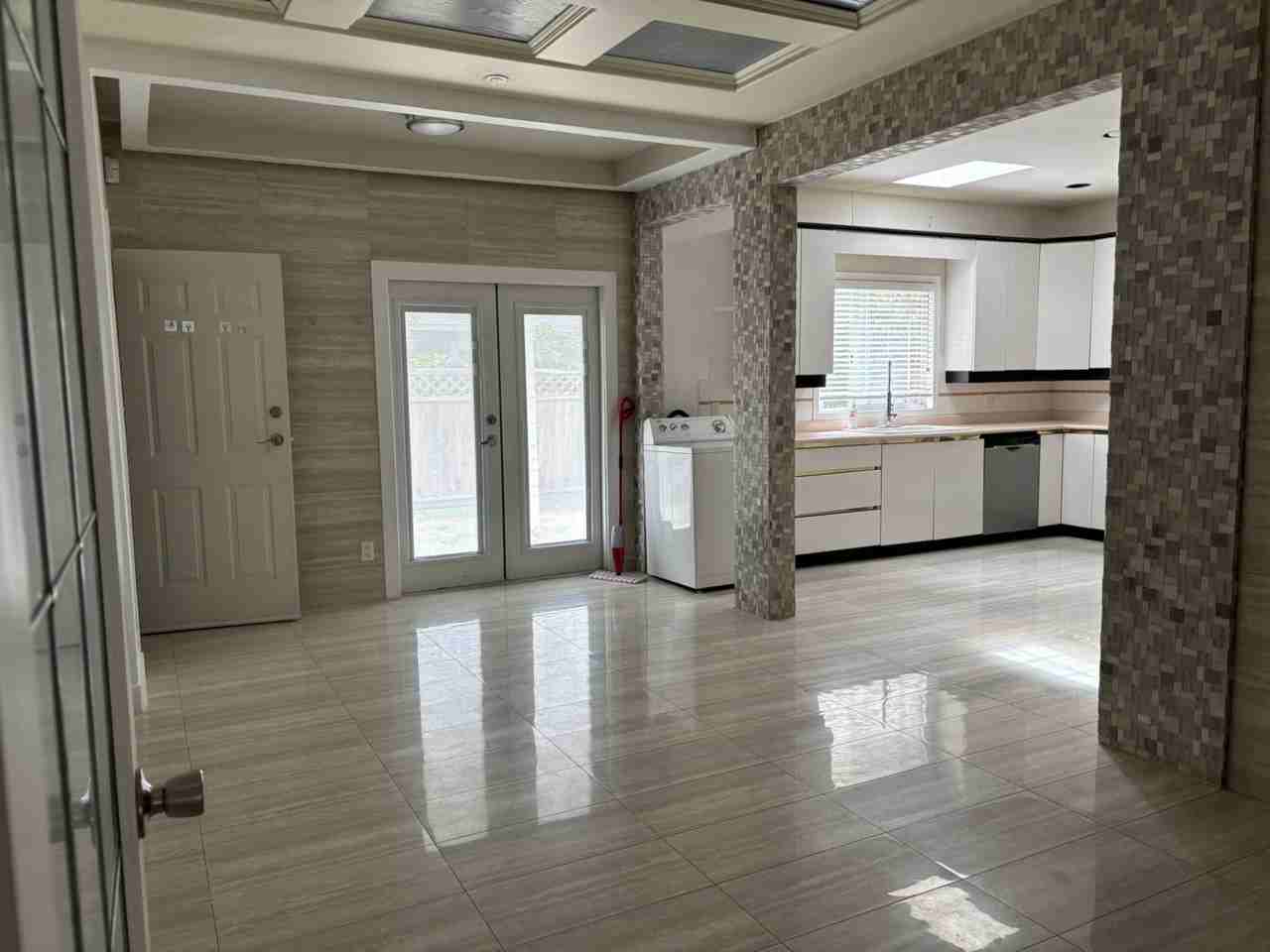 5508 Cornwall Dr - Photo 2 of 2