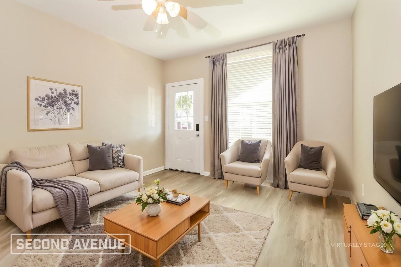 3823 River Park Dr - Photo 4 of 17