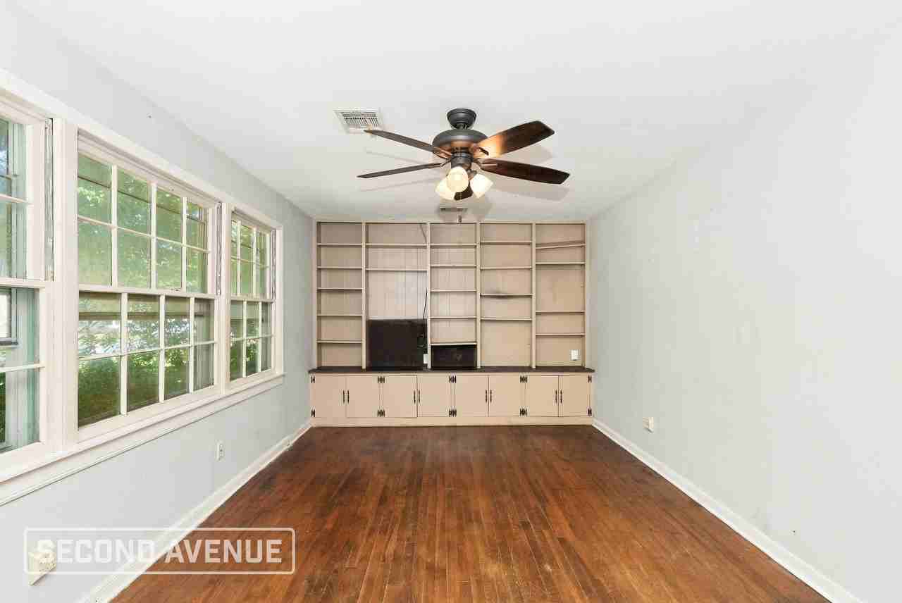 1905 Little St - Photo 2 of 18