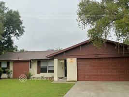 featured image of 420 Arrowhead Ct