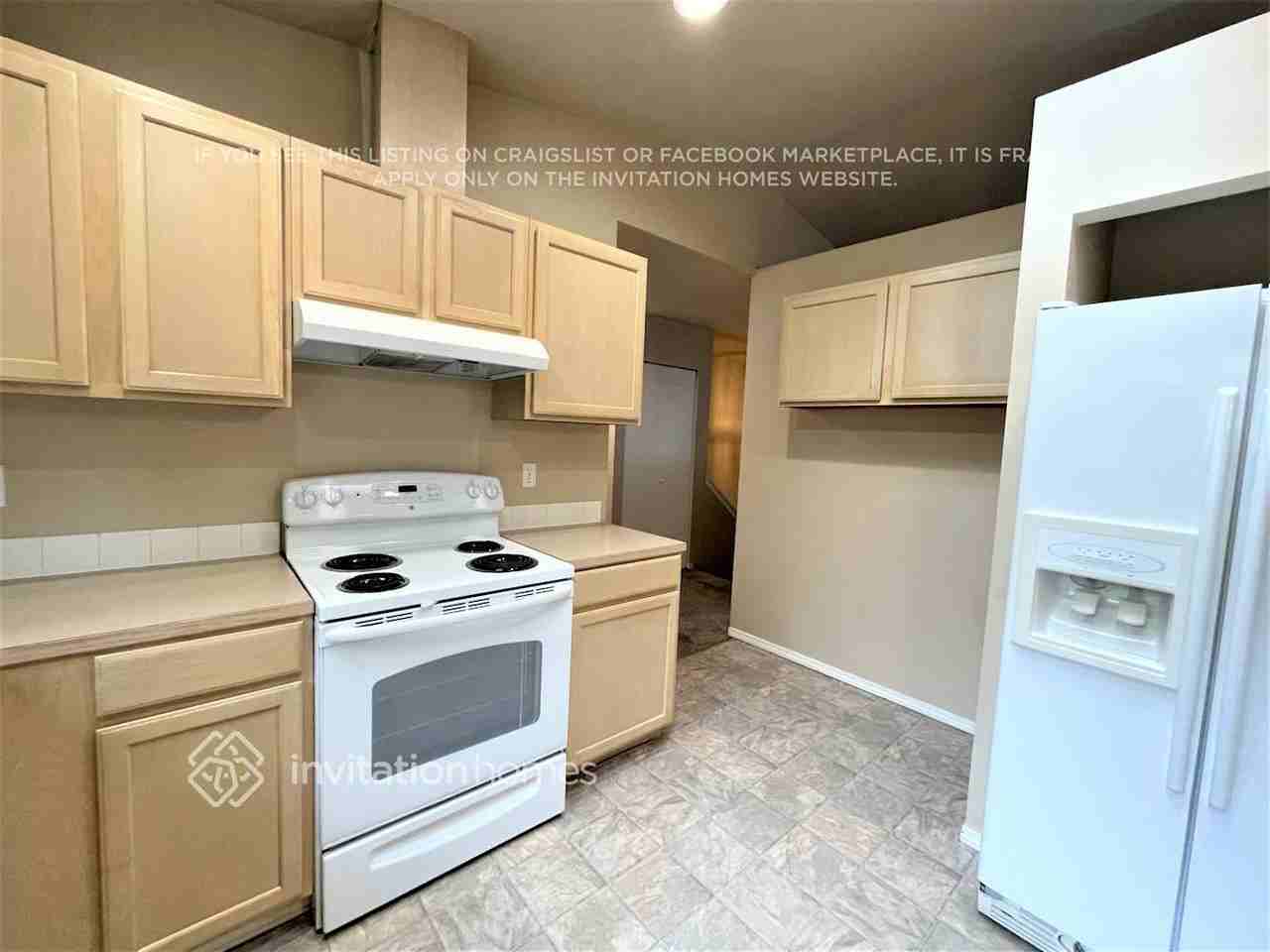 928 58th Pl Sw - Photo 4 of 20
