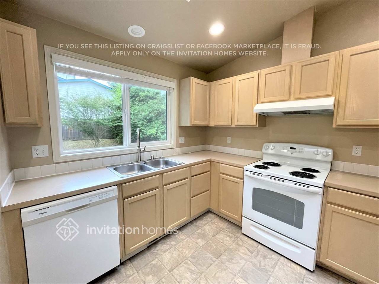 928 58th Pl Sw - Photo 5 of 20