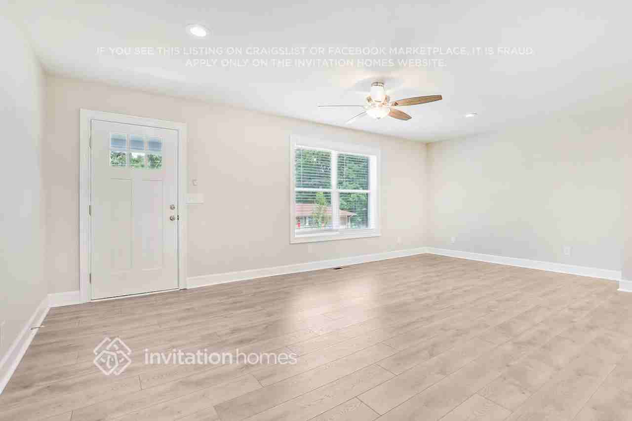 1400 High Meadow Dr - Photo 5 of 30