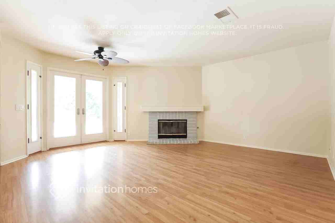 415 Mallard St - Photo 2 of 19