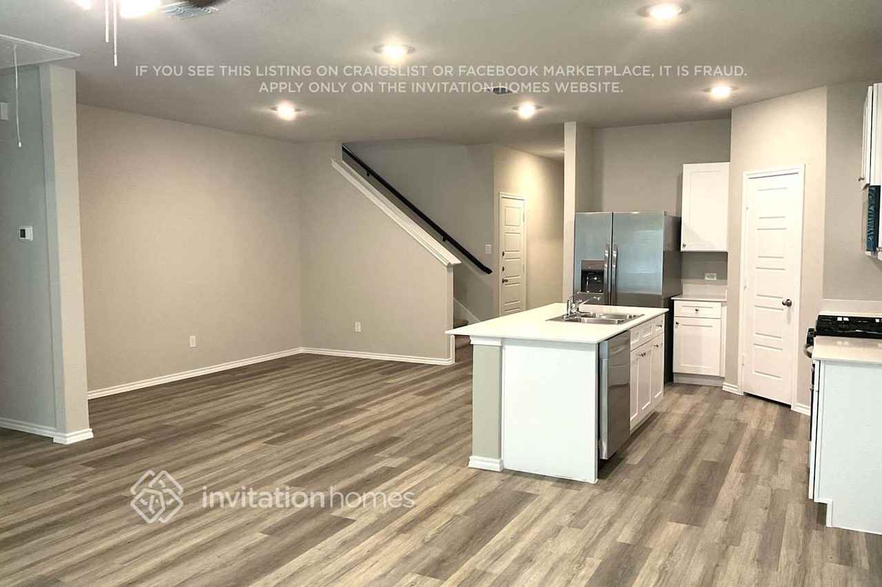 9736 Mcclane Farm Dr - Photo 7 of 14