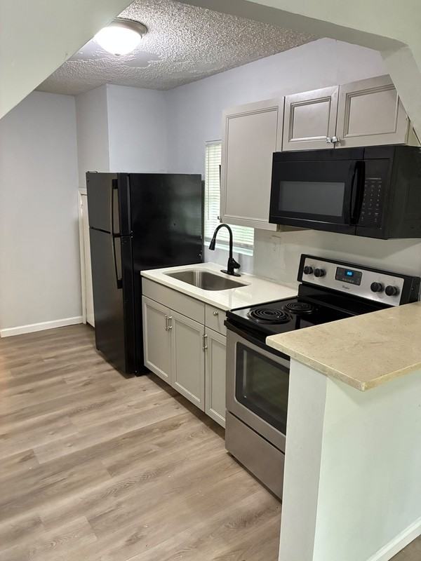 1415 Lila St - Photo 6 of 12