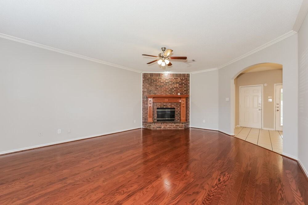 1632 Laurel Springs Ct - Photo 4 of 17
