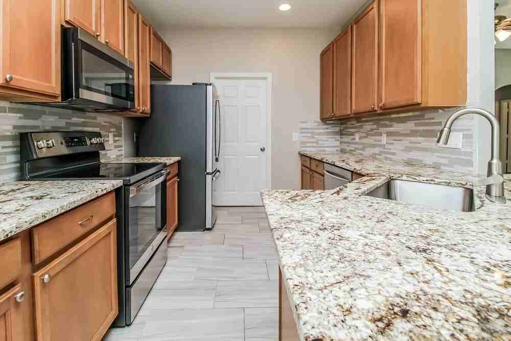105 Venetian Bay Cir - Photo 7 of 16