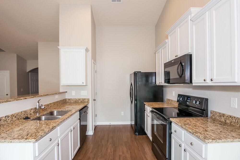 1800 Allegheny Dr - Photo 6 of 16